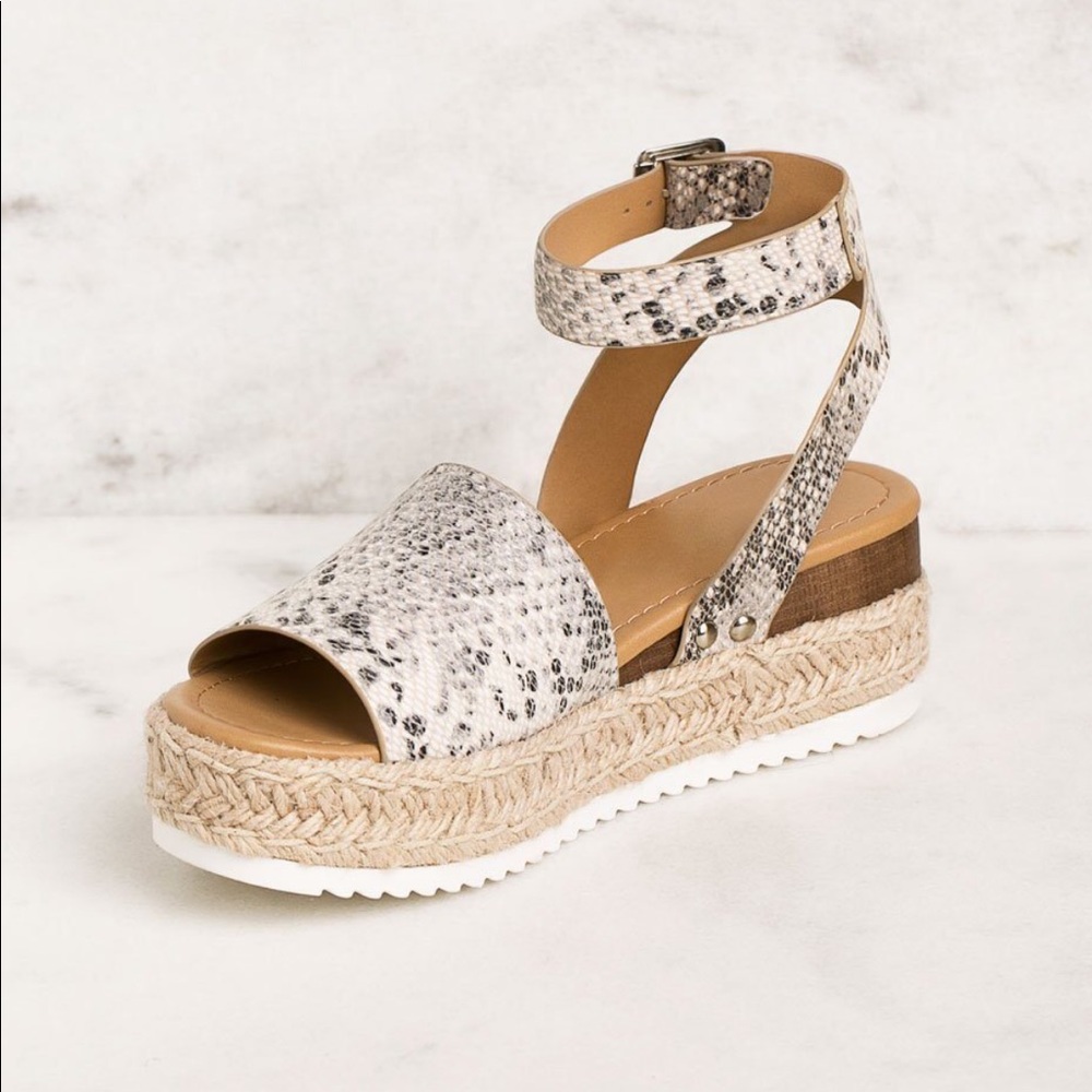 Selling my snakeskin Soda platform sandals!